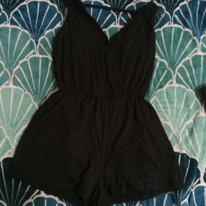 Black romper XS